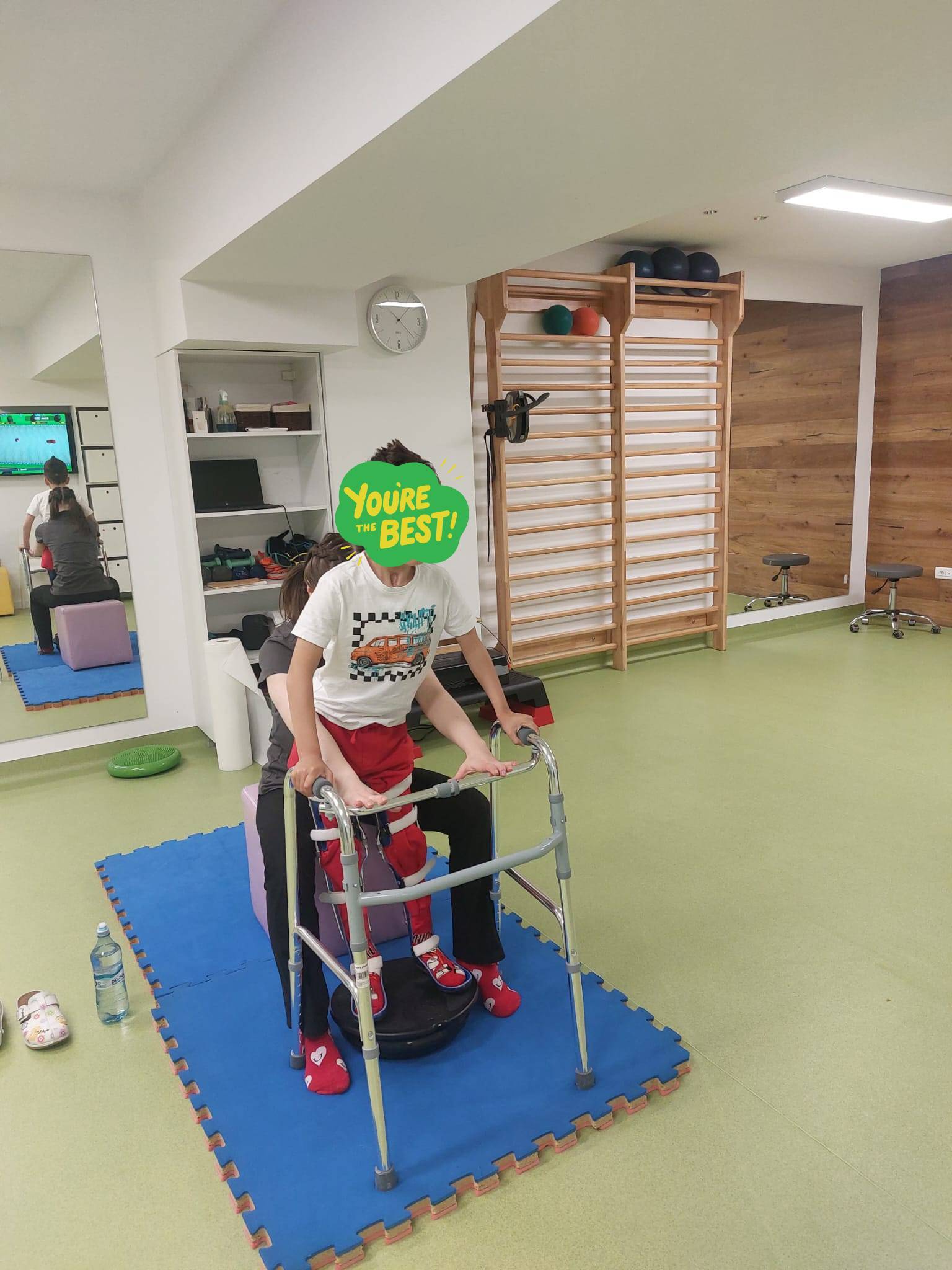 Sprijin pentru Matias – un zâmbet care învinge durerea! Fundația DMS a oferit o sponsorizare în valoare de 20.000 de lei, menită să susțină terapiile esențiale pentru Matias.